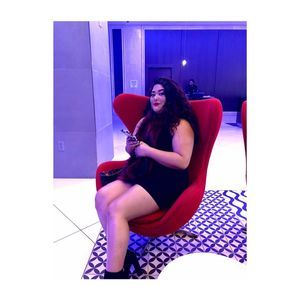 Meet your Posher, Jaqueline